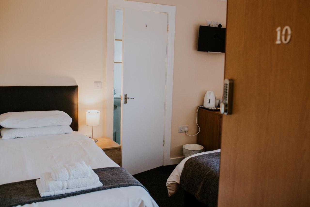 Uist Travel Accommodation Daliburgh  المظهر الخارجي الصورة