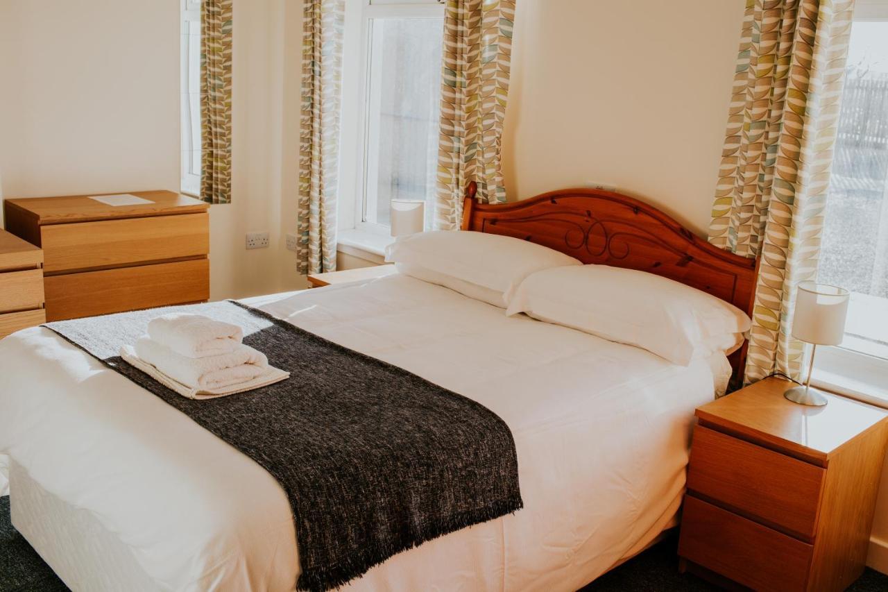 Uist Travel Accommodation Daliburgh  المظهر الخارجي الصورة
