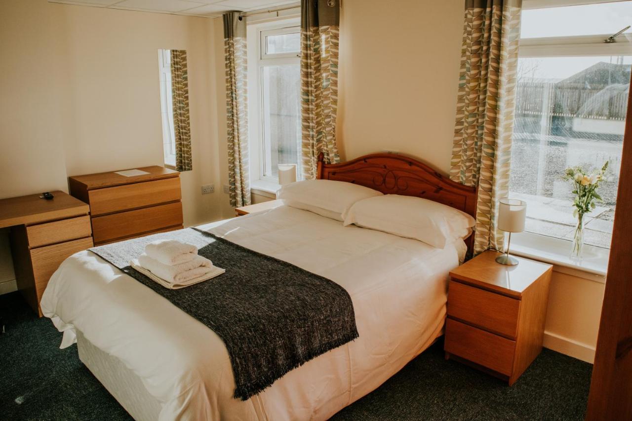 Uist Travel Accommodation Daliburgh  المظهر الخارجي الصورة